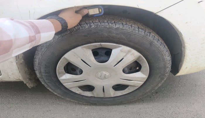 2014 Maruti Wagon R 1.0 VXI, Petrol, Manual, 2,02,512 km, tyre