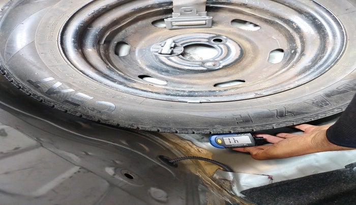 2016 Datsun Redi Go T (O), Petrol, Manual, 78,539 km, tyre