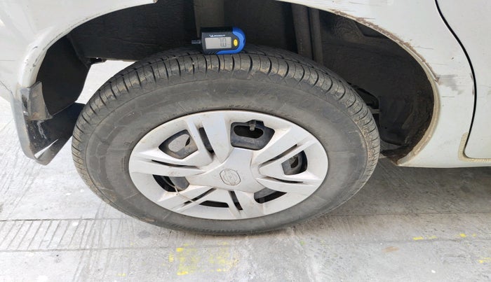 2016 Datsun Redi Go T (O), Petrol, Manual, 78,539 km, tyre