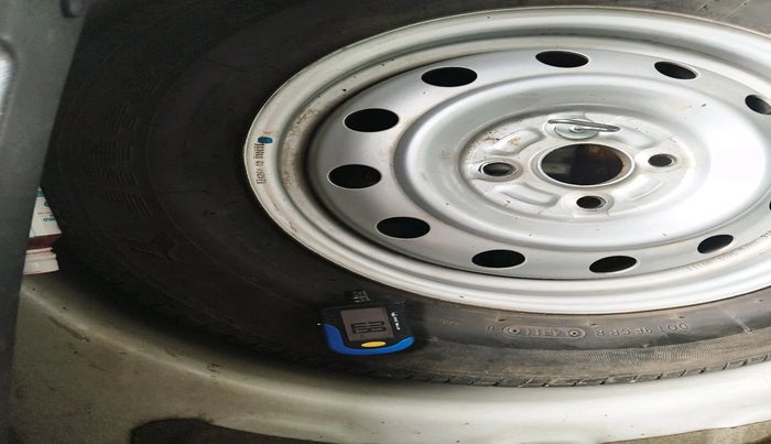 2011 Maruti Ritz LXI, Petrol, Manual, 85,279 km, tyre