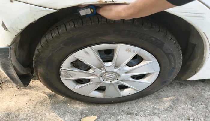 2011 Maruti SX4 VXI CNG, CNG, Manual, 93,579 km, tyre