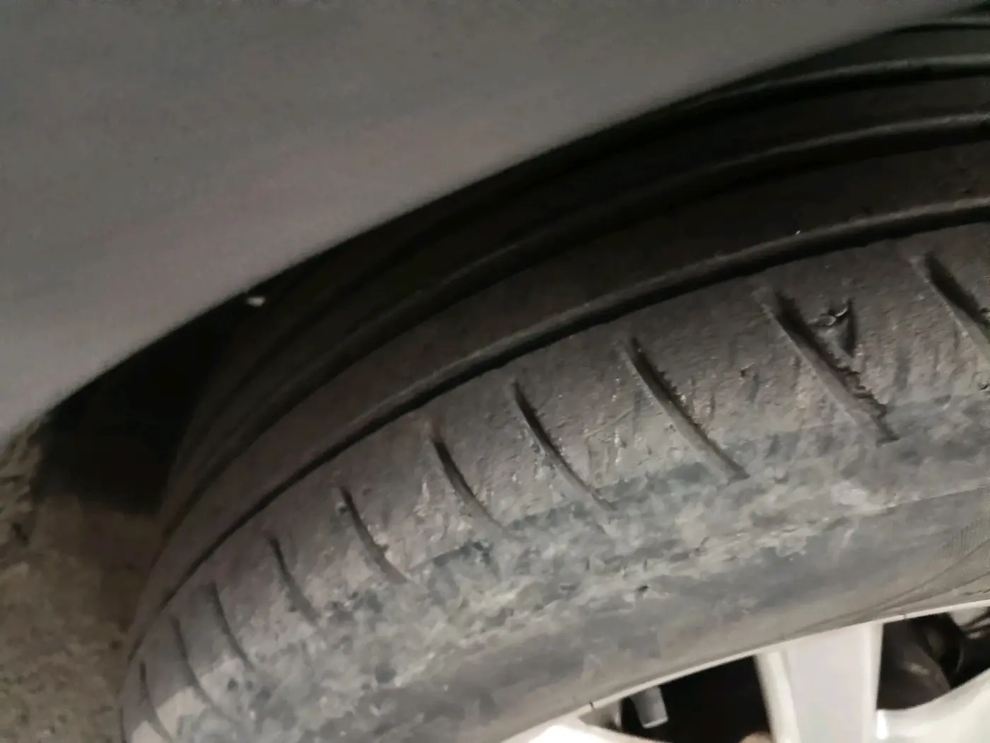 2013 Audi Q3 2.0 QUATTRO TDI AT, Diesel, Automatic, 68,000 km, tyre