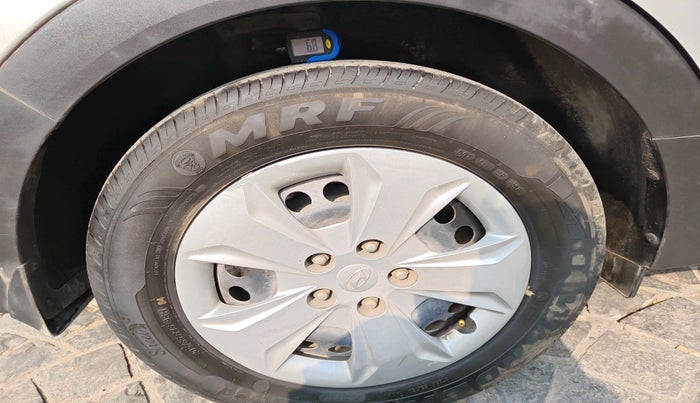 2015 Hyundai Creta S 1.6 PETROL, Petrol, Manual, 60,397 km, tyre