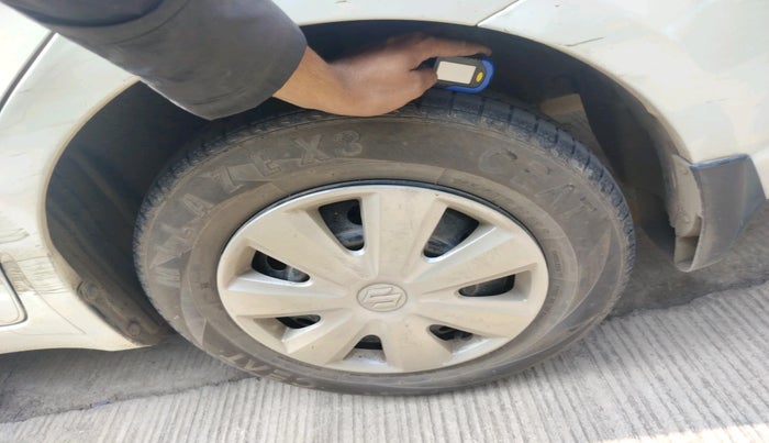 2011 Maruti Swift Dzire VXI, Petrol, Manual, 80,386 km, tyre