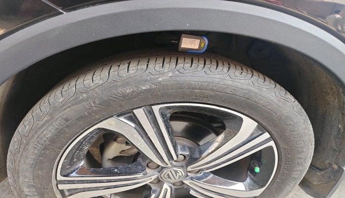 2022 MG ASTOR SHARP 1.5 CVT, Petrol, Automatic, 23,930 km, tyre