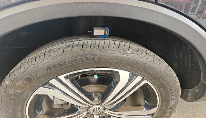 2022 MG ASTOR SHARP 1.5 CVT, Petrol, Automatic, 23,930 km, tyre