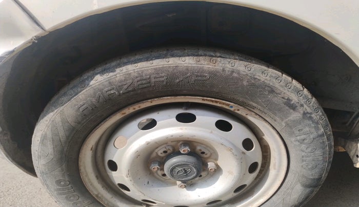 2020 Tata Tiago XE PETROL, Petrol, Manual, 94,790 km, tyre