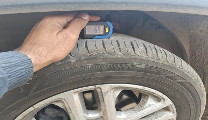 2018 Jeep Compass LIMITED 2.0 DIESEL, Diesel, Manual, 1,06,260 km, tyre