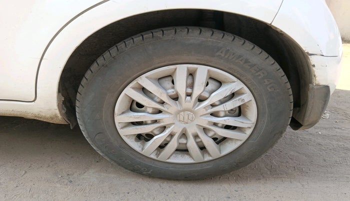 2014 Maruti Ritz LXI, Petrol, Manual, 1,03,996 km, tyre