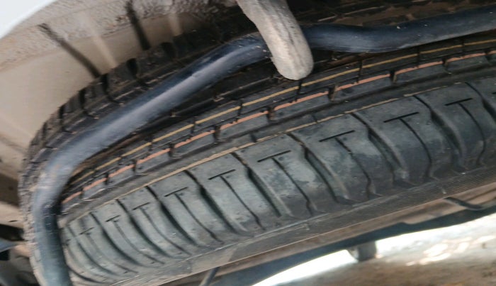 2019 Maruti Ertiga ZXI SHVS, Petrol, Manual, 54,011 km, tyre