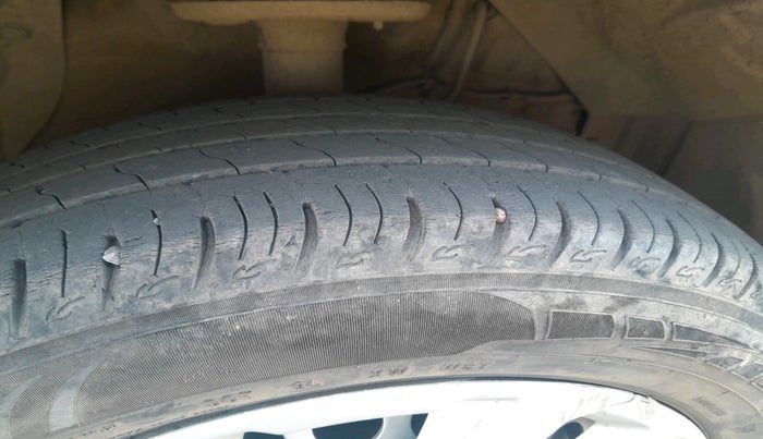 2018 Maruti Vitara Brezza VDI, Diesel, Manual, 78,066 km, tyre