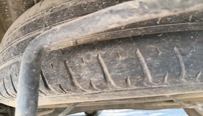 2021 Maruti XL6 ALPHA MT, Petrol, Manual, 93,054 km, tyre