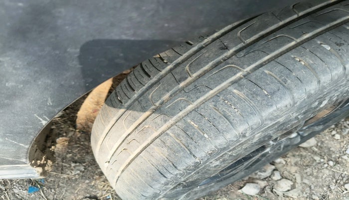 2021 Maruti XL6 ALPHA MT, Petrol, Manual, 93,054 km, tyre