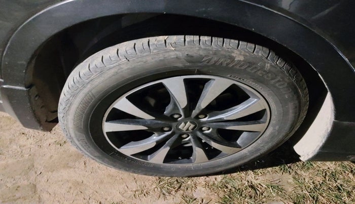 2017 Maruti S Cross ZETA 1.3, Diesel, Manual, 2,25,999 km, tyre