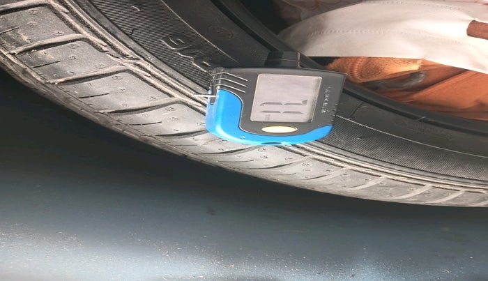 2016 Hyundai Elite i20 ASTA 1.2, Petrol, Manual, 60,907 km, tyre