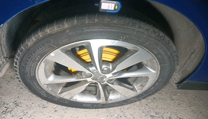 2016 Hyundai Elite i20 ASTA 1.2, Petrol, Manual, 60,907 km, tyre