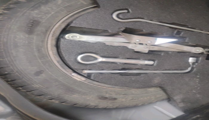 2017 Honda WR-V 1.2L I-VTEC VX MT, Petrol, Manual, 92,942 km, tyre