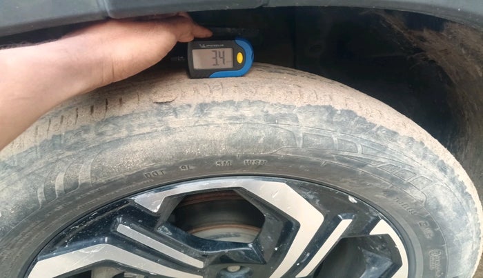 2023 Maruti BREZZA ZXI + SMART HYBRID, Petrol, Manual, 68,047 km, tyre