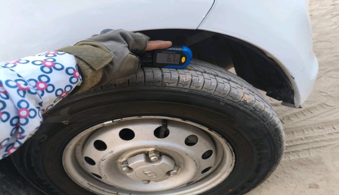 2015 Hyundai i10 MAGNA 1.1, Petrol, Manual, 56,055 km, tyre