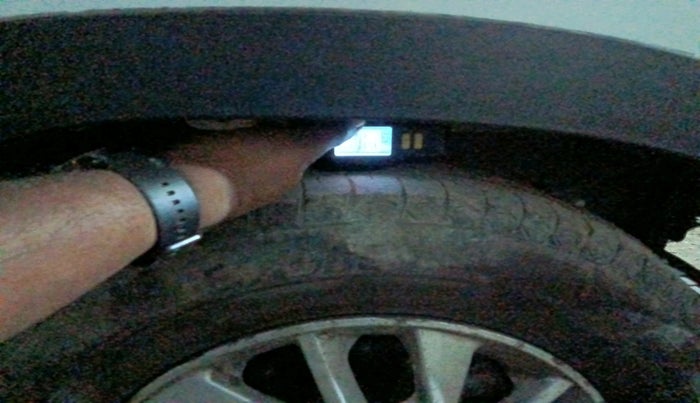 2017 Mahindra Kuv100 K6 D 6 STR, Diesel, Manual, 1,16,291 km, tyre