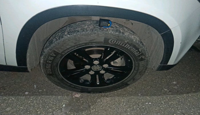 2019 Maruti Vitara Brezza ZDI AMT, Diesel, Automatic, 86,186 km, tyre