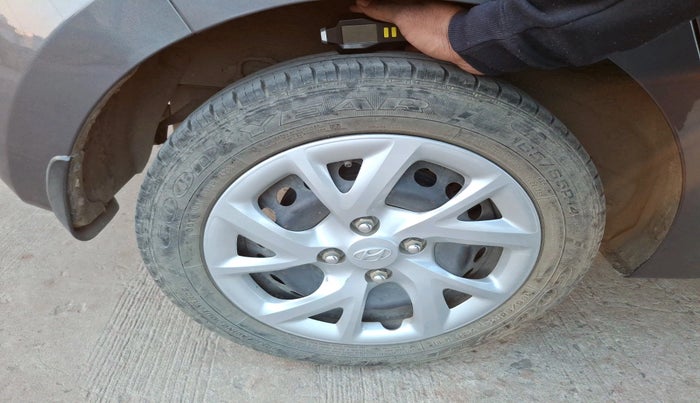 2018 Hyundai Grand i10 MAGNA 1.2 KAPPA VTVT, Petrol, Manual, 27,124 km, tyre