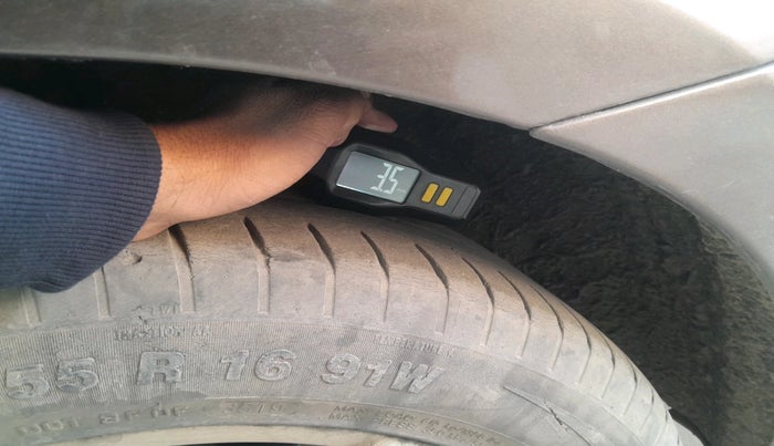 2012 Volkswagen Jetta TRENDLINE TSI, Petrol, Manual, 83,347 km, tyre