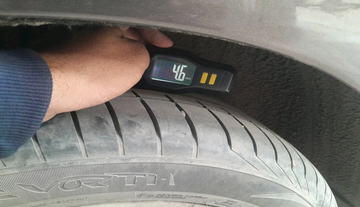 2012 Volkswagen Jetta TRENDLINE TSI, Petrol, Manual, 83,347 km, tyre