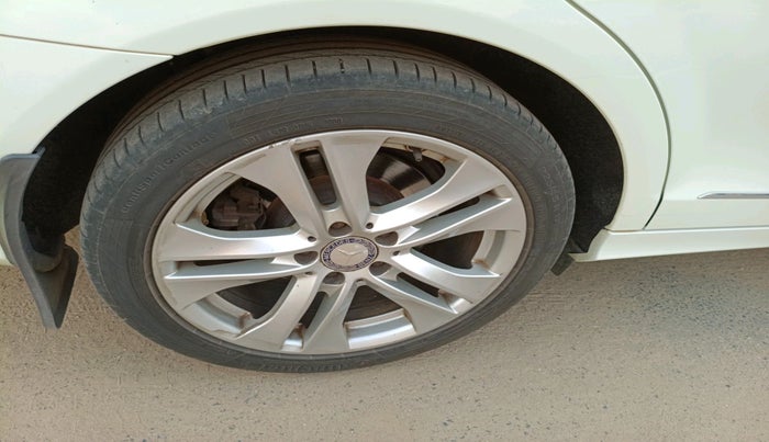 2012 Mercedes Benz C Class 200 CGI AVANTGARDE, Petrol, Automatic, 40,223 km, tyre