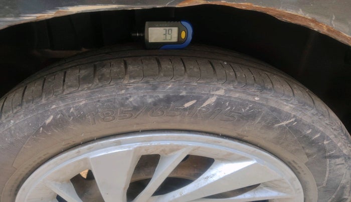 2017 Maruti Ertiga VDI SHVS, Diesel, Manual, 1,47,952 km, tyre