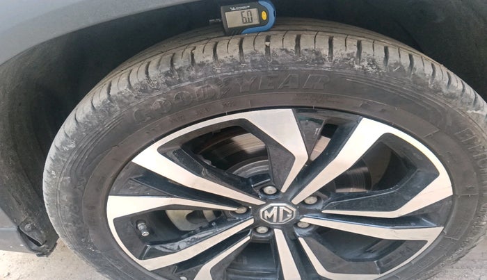 2023 MG HECTOR PLUS SHARP PRO 2.0 TURBO DIESEL 7 STR, Diesel, Manual, 13,428 km, tyre