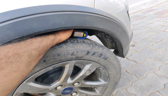 2020 Ford FREESTYLE TITANIUM 1.2 PETROL, Petrol, Manual, 45,404 km, tyre