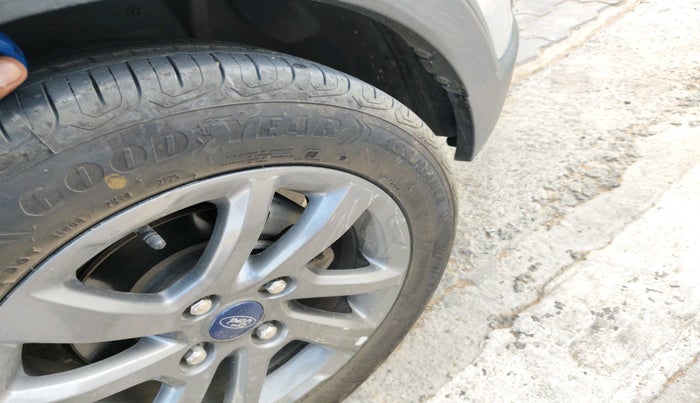 2020 Ford FREESTYLE TITANIUM 1.2 PETROL, Petrol, Manual, 45,404 km, tyre