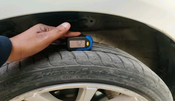 2016 Maruti Swift Dzire VXI, Petrol, Manual, 74,372 km, tyre