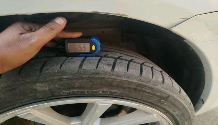 2016 Maruti Swift Dzire VXI, Petrol, Manual, 74,372 km, tyre