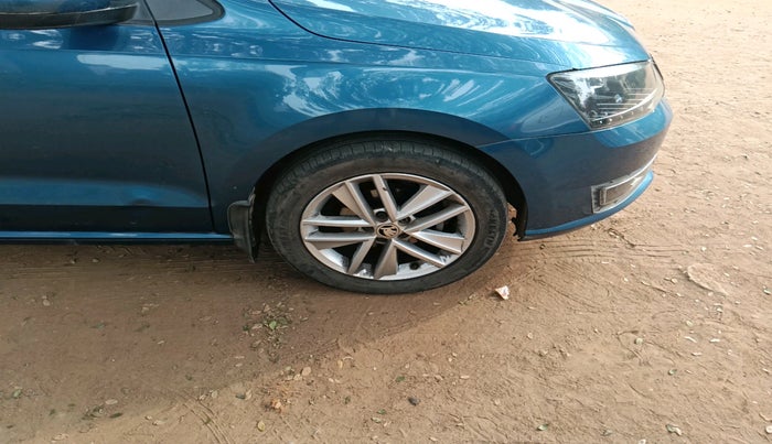 2017 Skoda Rapid STYLE 1.5 TDI AT, Diesel, Automatic, 1,02,798 km, tyre