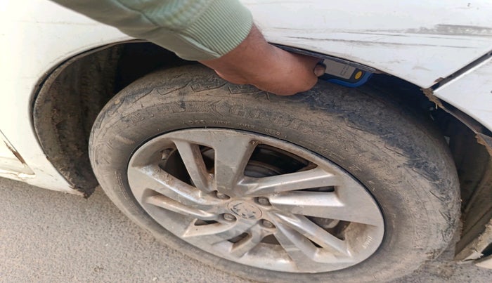 2017 Honda Jazz 1.2L I-VTEC V, Petrol, Manual, 63,145 km, tyre