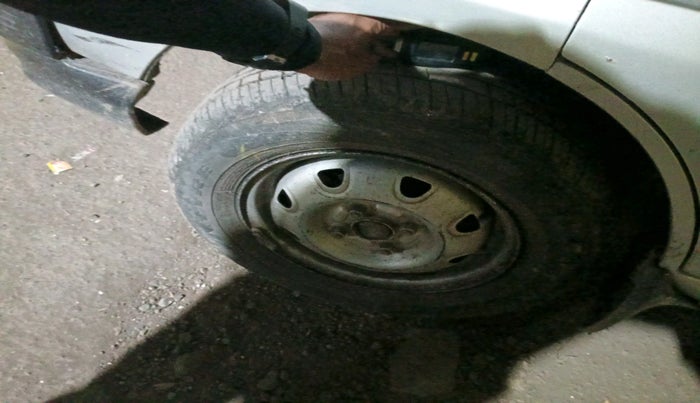 2010 Maruti Eeco 5 STR WITH A/C+HTR, Petrol, Manual, 1,41,049 km, tyre