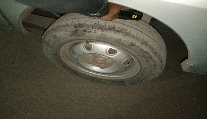 2010 Maruti Eeco 5 STR WITH A/C+HTR, Petrol, Manual, 1,41,049 km, tyre