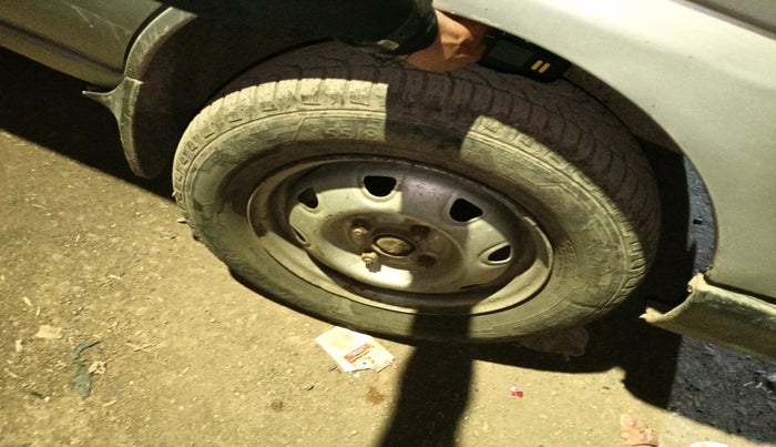 2010 Maruti Eeco 5 STR WITH A/C+HTR, Petrol, Manual, 1,41,049 km, tyre