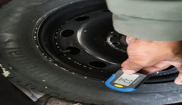 2013 Fiat Grand Punto EMOTION PACK 1.3, Diesel, Manual, 1,41,086 km, tyre