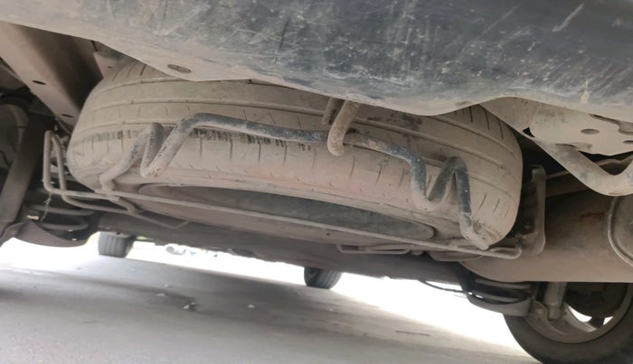 2014 Honda Mobilio 1.5L I-VTEC V, Petrol, Manual, 1,68,293 km, tyre