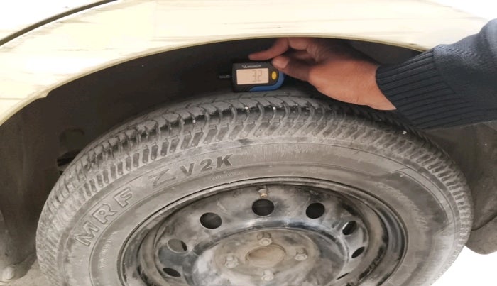 2013 Maruti Swift Dzire VXI, Petrol, Manual, 89,409 km, tyre