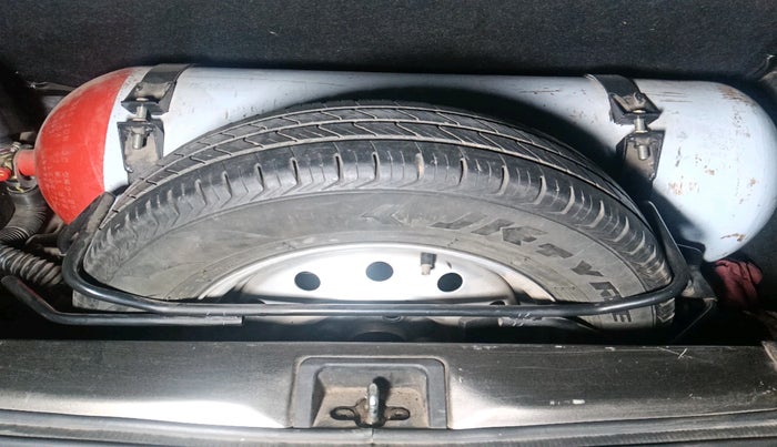 2021 Maruti New Wagon-R LXI CNG (O) 1.0, Petrol, Manual, 1,67,033 km, tyre