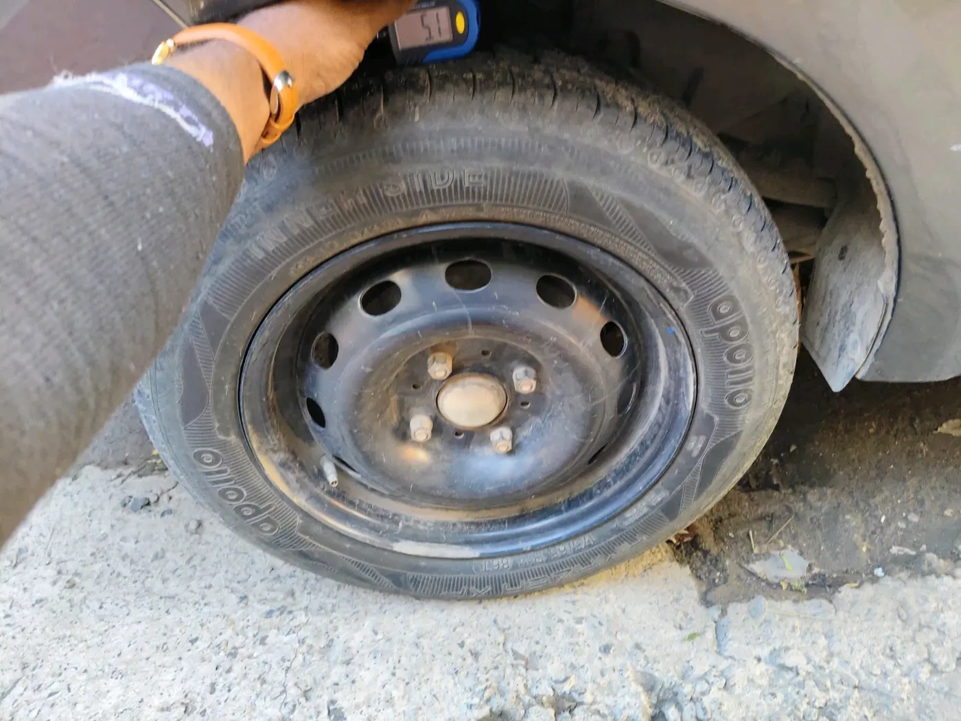 2022 Tata TIGOR EV XZ PLUS, Electric, Automatic, 63,275 km, tyre