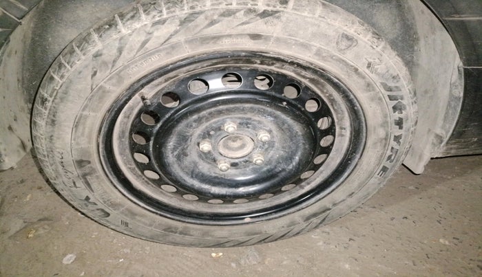 2019 Hyundai Creta SX AT 1.6 DIESEL, Diesel, Automatic, 1,42,097 km, tyre