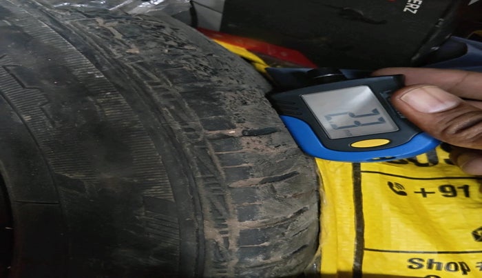 2019 Hyundai Xcent SX 1.2 (O), Petrol, Manual, 1,54,557 km, tyre