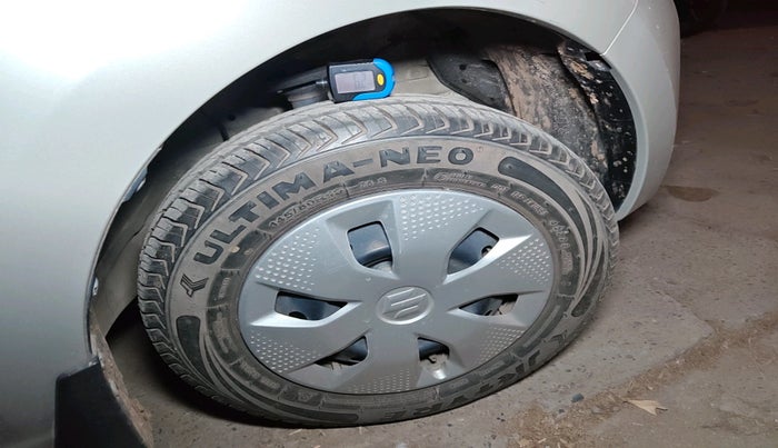 2023 Maruti Alto K10 VXI, Petrol, Manual, 2,452 km, tyre