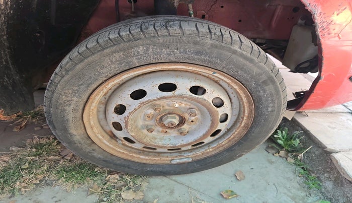 2010 Tata Indica Vista TERRA SAFIRE, Petrol, Manual, 53,154 km, tyre