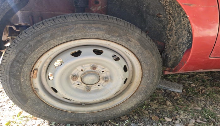 2010 Tata Indica Vista TERRA SAFIRE, Petrol, Manual, 53,154 km, tyre